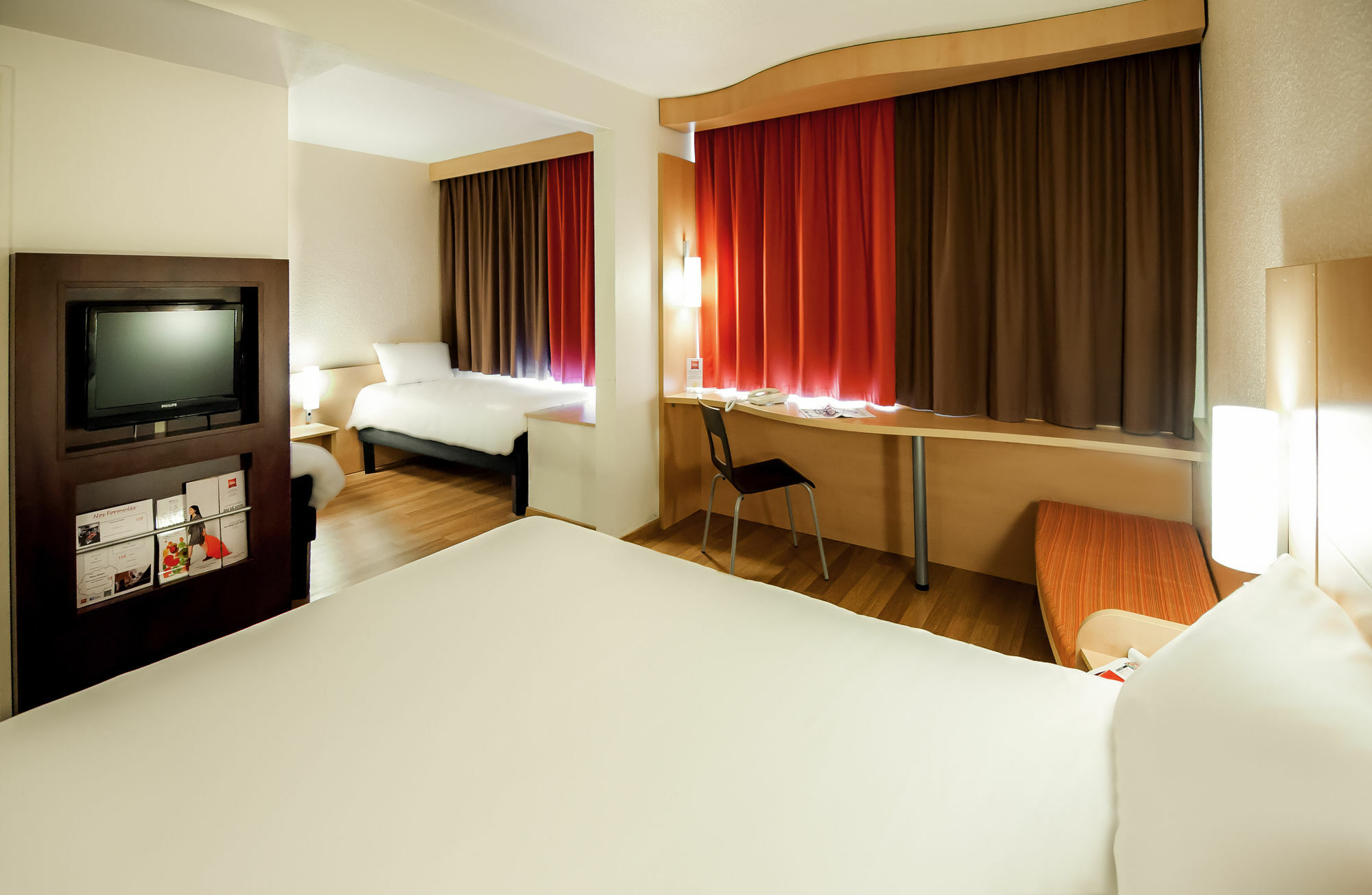B&B Hotel Les Sables-D'Olonne Centre Gare Esterno foto