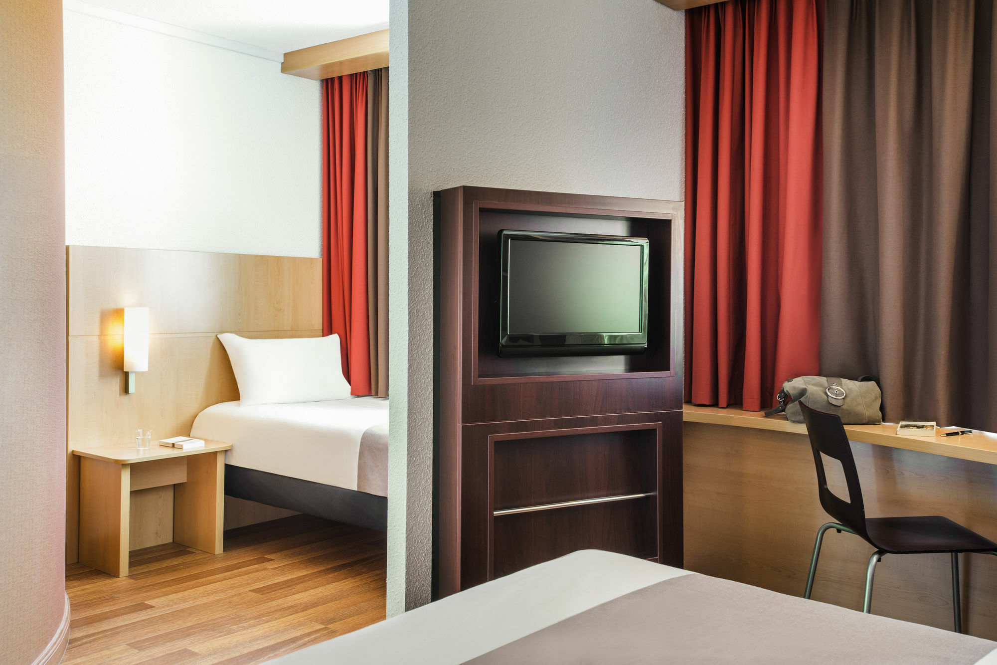 B&B Hotel Les Sables-D'Olonne Centre Gare Esterno foto